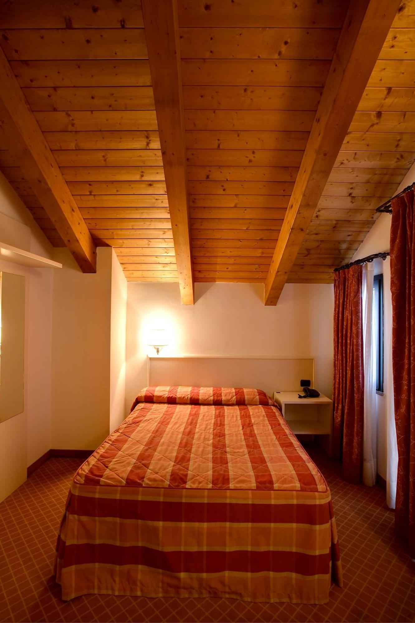 Hotel Gallia Pianezza Eksteriør bilde